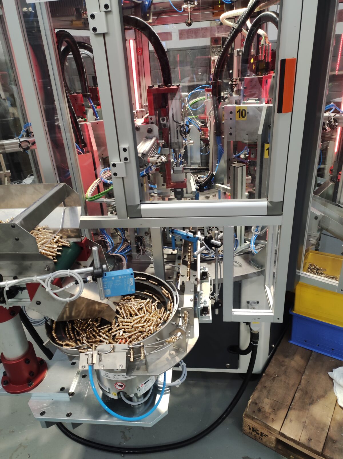 Linea completa di montaggio astine e vitoni per rubinetti - immagine 2